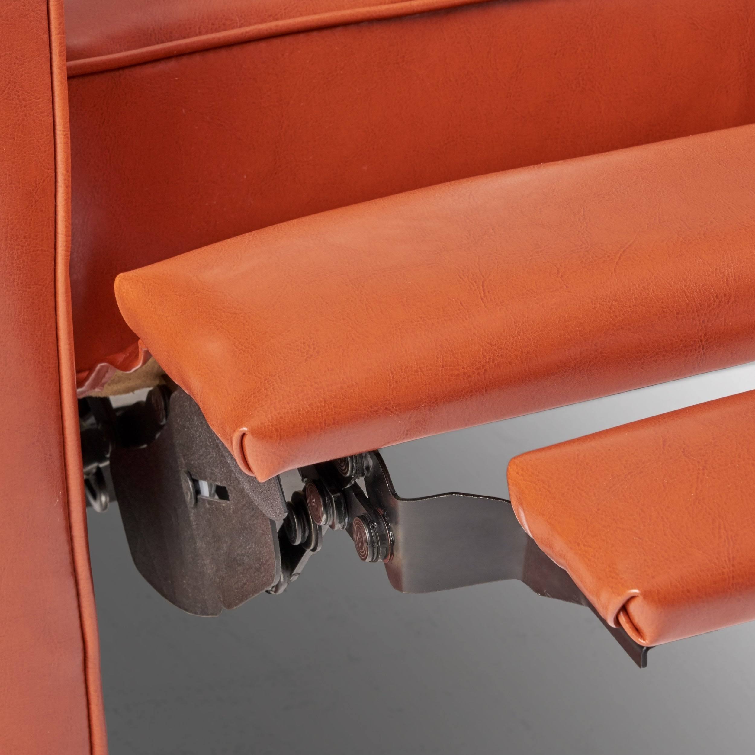 Leather Recliner Club Chair S914851