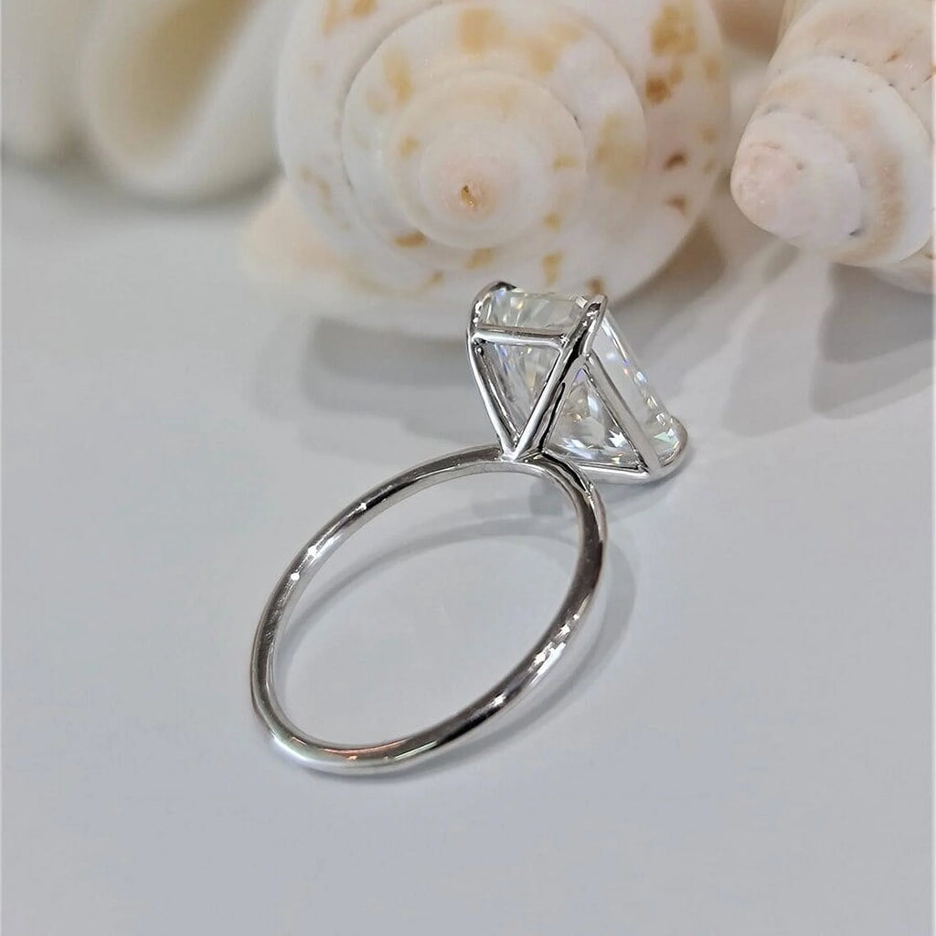 Lab Grown Diamond Engagement Ring B7611