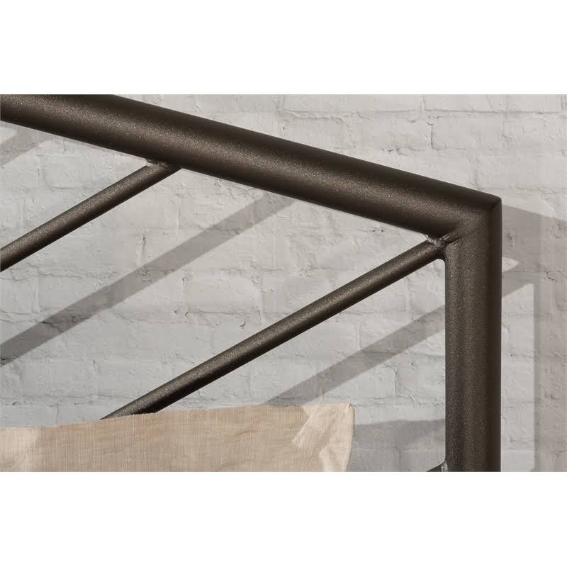 Queen Metal Headboard and Footboard R26591