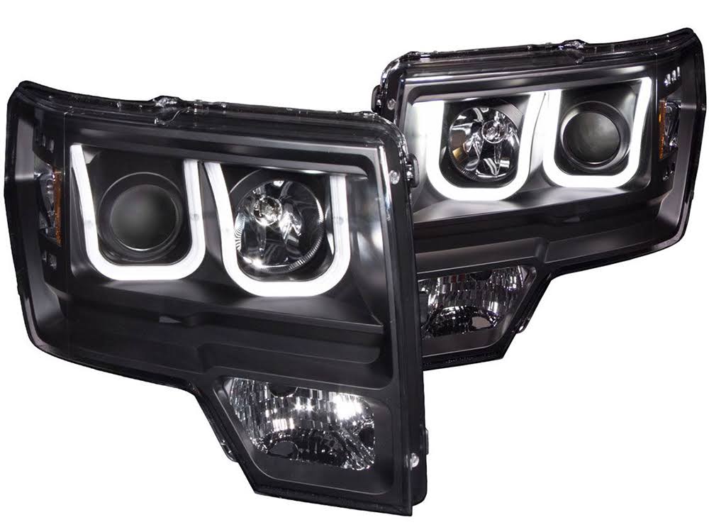 Projector Headlight Set with Halo E71526