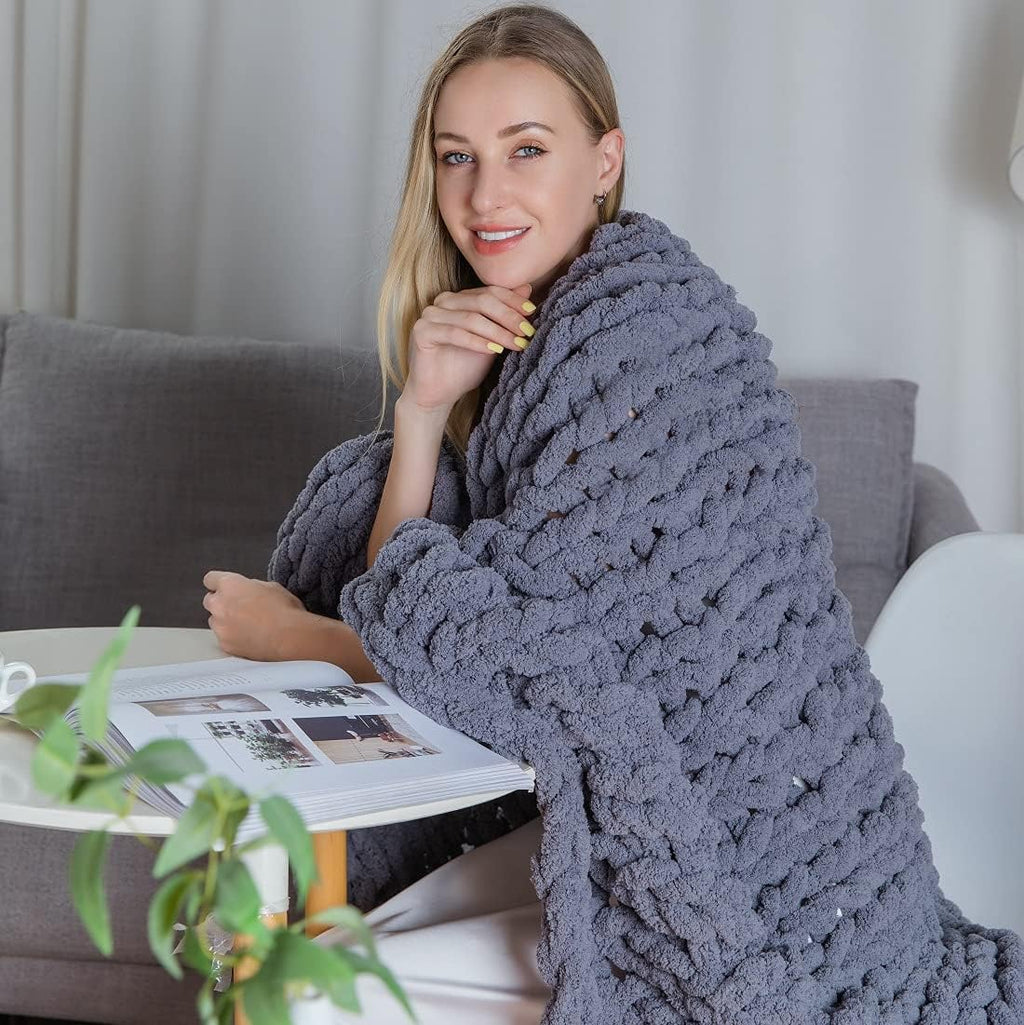 Chunky Knit Chenille Throw Blanket Navy 40×59 Q43012