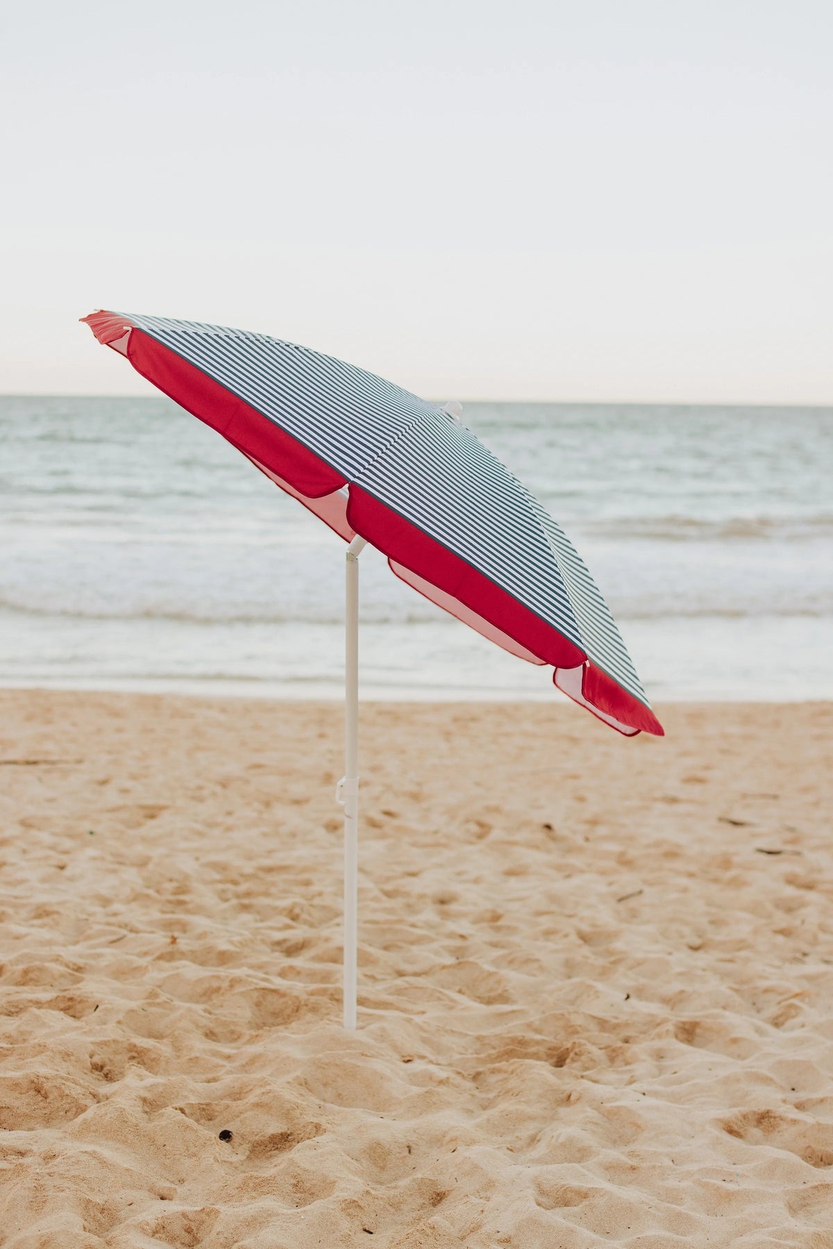 Blue Pinstripe Pattern Portable Beach Umbrella L4707