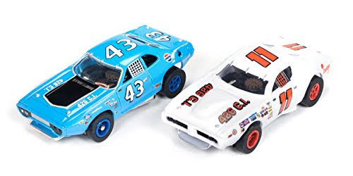 16 Slot Car Race Set C908465