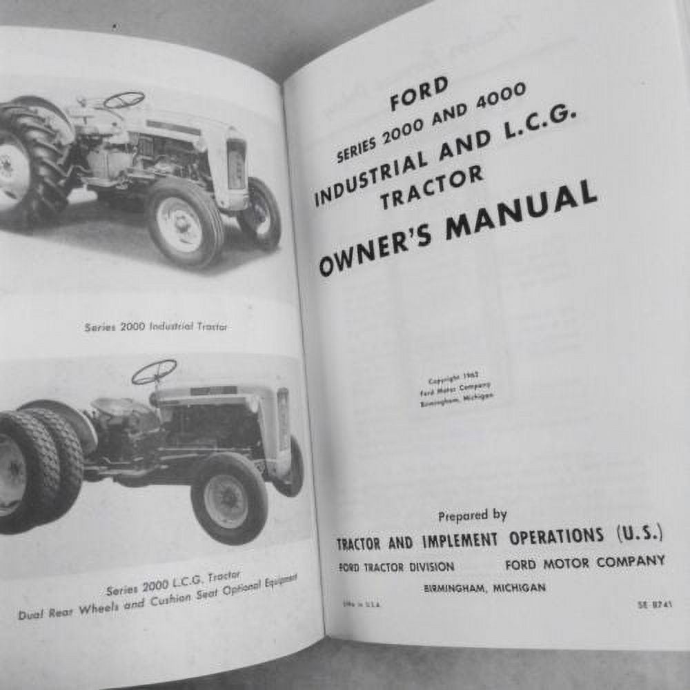 Tractor Owners Operators Manual A489381