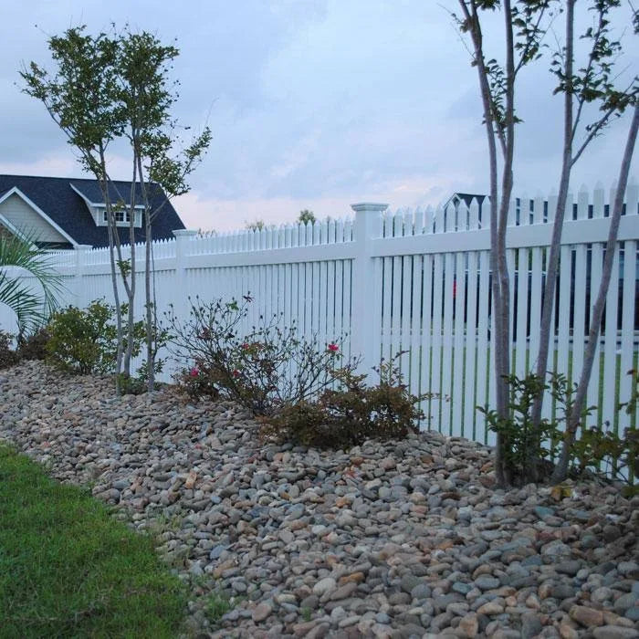 Vinyl Picket Fence 4 ft H x 6 ft W P303