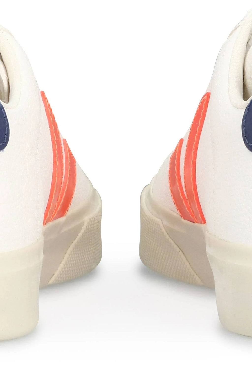 Extra White Chromefree Sneakers D6436